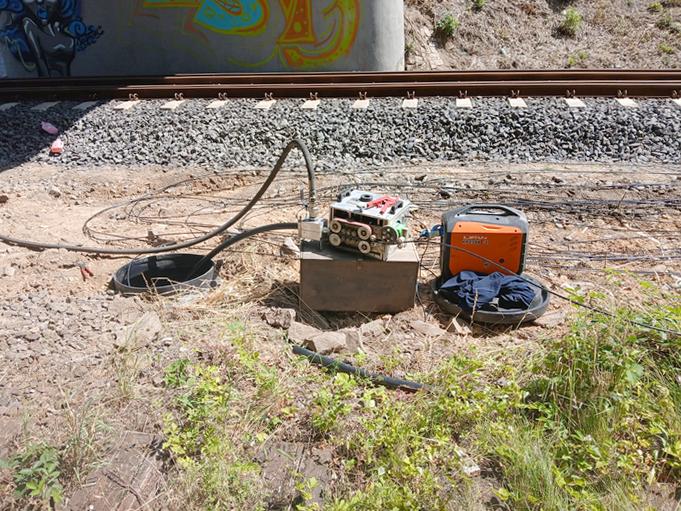 Pogotowie Koparkowe usługi mini koparką - wdmuchiwanie światłowodów